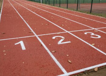 Nowe oblicze kompleksu sportowego przy Zespole Szkół Licealnych w Leżajsku [ZDJĘCIA]
