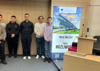 Awans uczniów ZST Leżajsk do etapu centralnego Olimpiady Wiedzy o Mediach