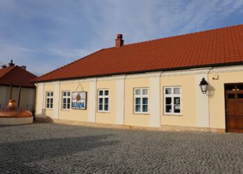 Zabytkowe oficyny Muzeum Ziemi Leżajskiej po kompleksowym remoncie [ZDJĘCIA]