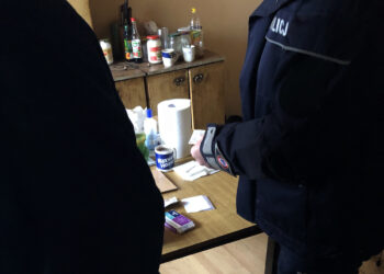 Policjanci pomogli choremu mieszkańcowi Grodziska Górnego