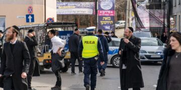 Zmiany w organizacji ruchu w Leżajsku. Utrudnienia przy grobie cadyka Elimelecha
