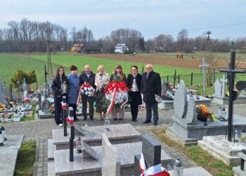 Hołd dla „Jagi”. W Kuryłówce uczczono 81. rocznicę śmierci Janiny Przysiężniak