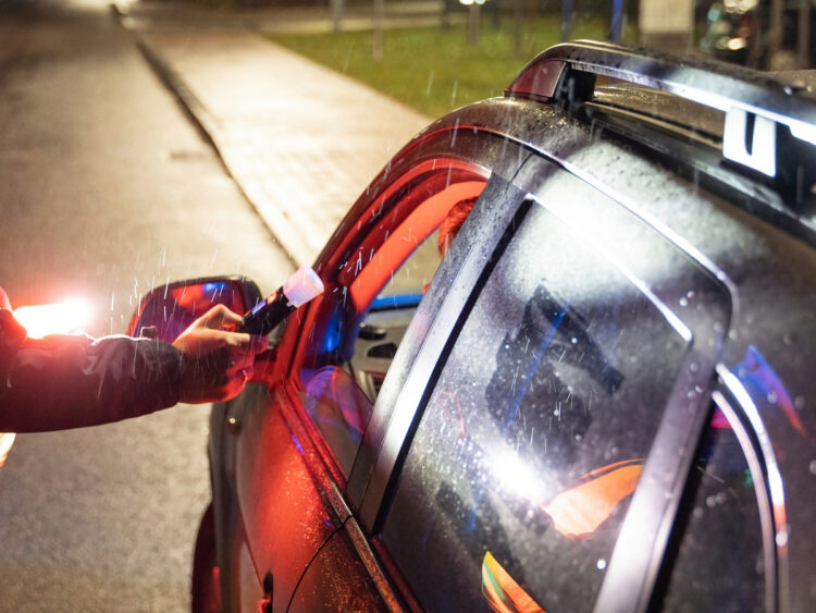 Leżajsk: Pijany kierowca Jeepa zatrzymany na ulicy Leśnej, miał blisko 2 promile