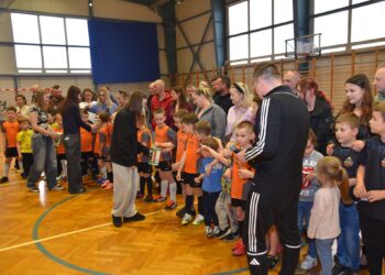 Sport i serce w jednym celu – sukces charytatywnego turnieju dla Antosia