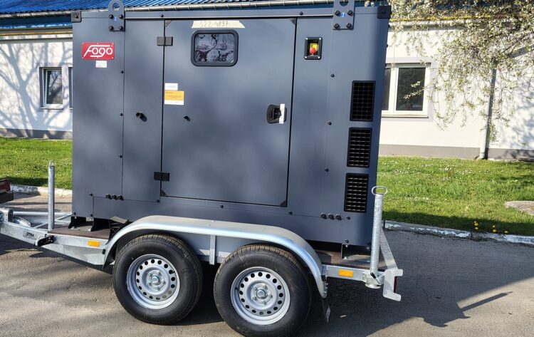 Inwestycja w bezpieczeństwo: Leżajsk wzbogacił się o nowoczesny sprzęt ratowniczy