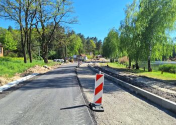 Trwa przebudowa drogi Orenda – Zbiornik Czyste. Prace wkroczyły w kolejny etap