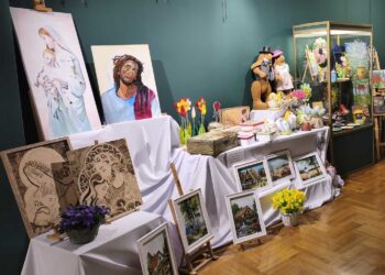 Wystawa „Odnaleźć siebie” dostępna dla zwiedzających