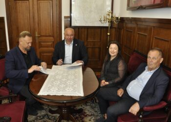 Rusza przebudowa ulicy Opalińskiego w Leżajsku – podpisano umowę