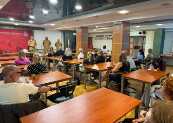 Szkolenie w leżajskiej komendzie. Służby i urzędnicy uczyli się, jak reagować na podejrzane przesyłki