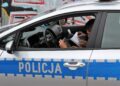 Nastolatki na hulajnogach bez kasków w Ożannie. Policja ukarała rodziców mandatami