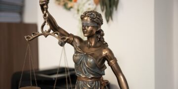 Nieodpłatne poradnictwo obywatelskie i pomoc prawna dla mieszkańców powiatu leżajskiego. Sprawdź, jak skorzystać