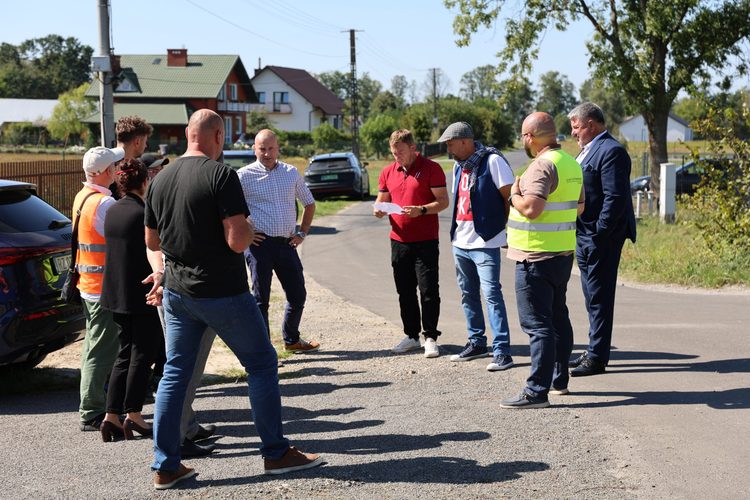 Nowe drogi w powiecie leżajskim oficjalnie oddane do użytku