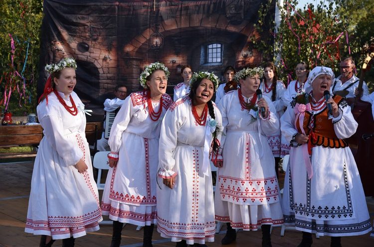 Tłumy na „Łętowskim Weselu”. Tradycja dawnej wsi ożyła przy „Projekcie Remiza”