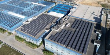 Energia dla firm – jak zoptymalizować zużycie prądu?